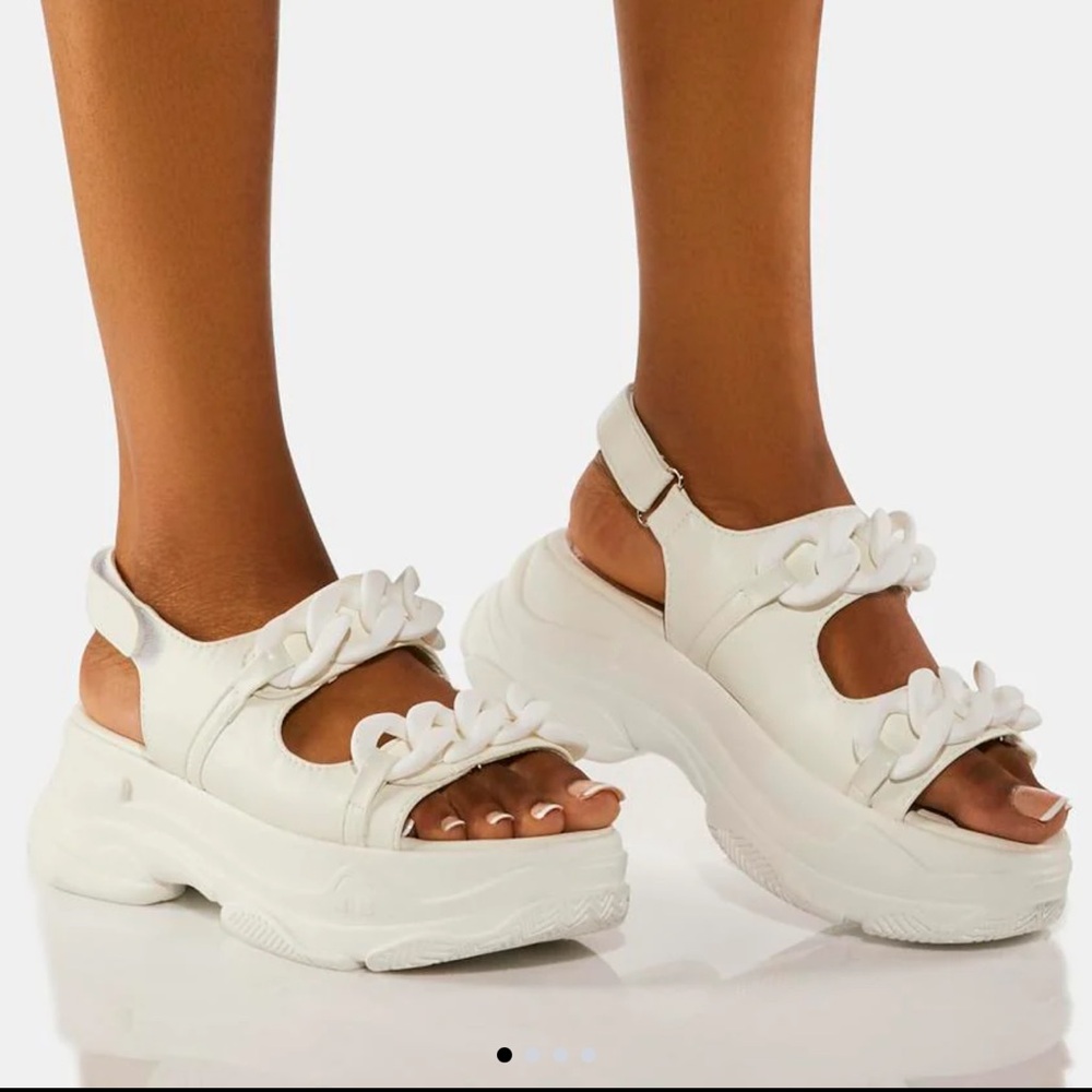 Azalea Wang Skyler Platform Sandals 8.5